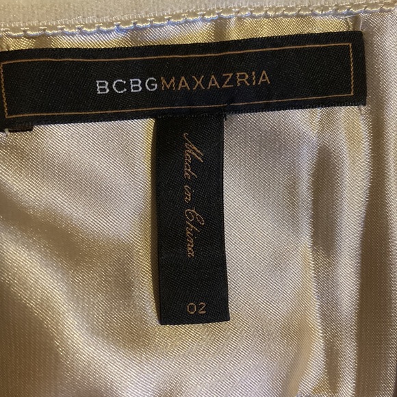 Gorgeous dress! Perfect for a summer wedding. 100% silk. Worn once. - Picture 3 of 3